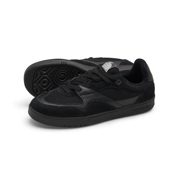 Last Resort AB - CM002 Lo (Black/Black)